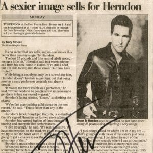 Ty Herndon Signed 2000 Country Music Concert Newspaper Cut Flyer
Opens in a new window or tab