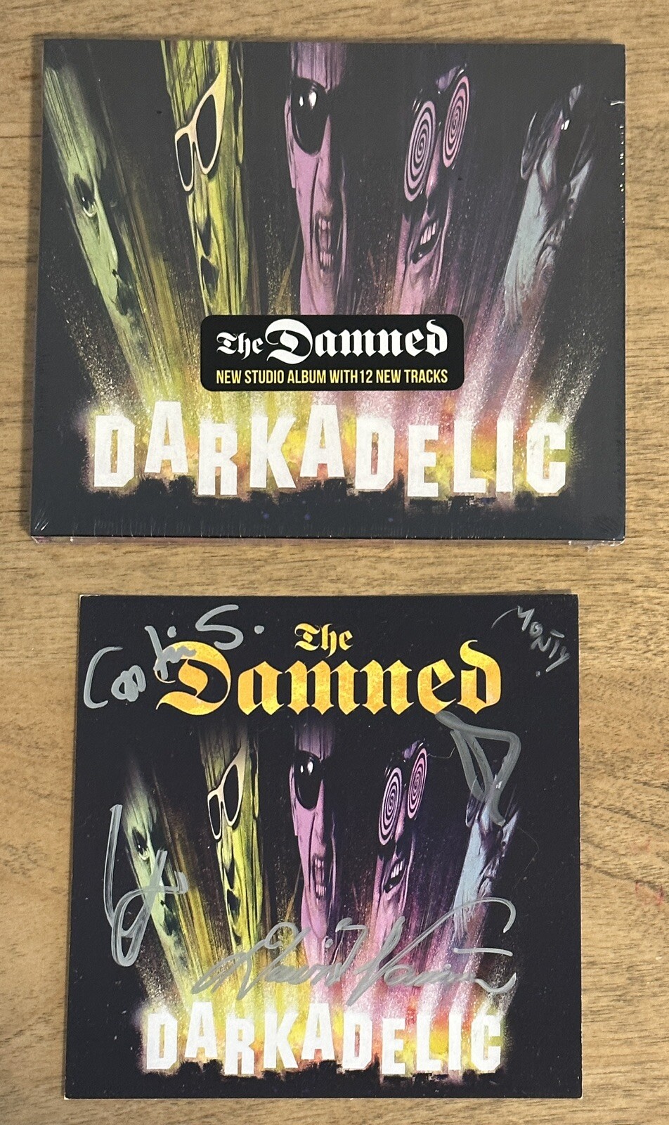 The Damned 2023 Darkadelic CD & SIGNED AUTOGRAPHED FULL BAND ART CARD INSERT #2