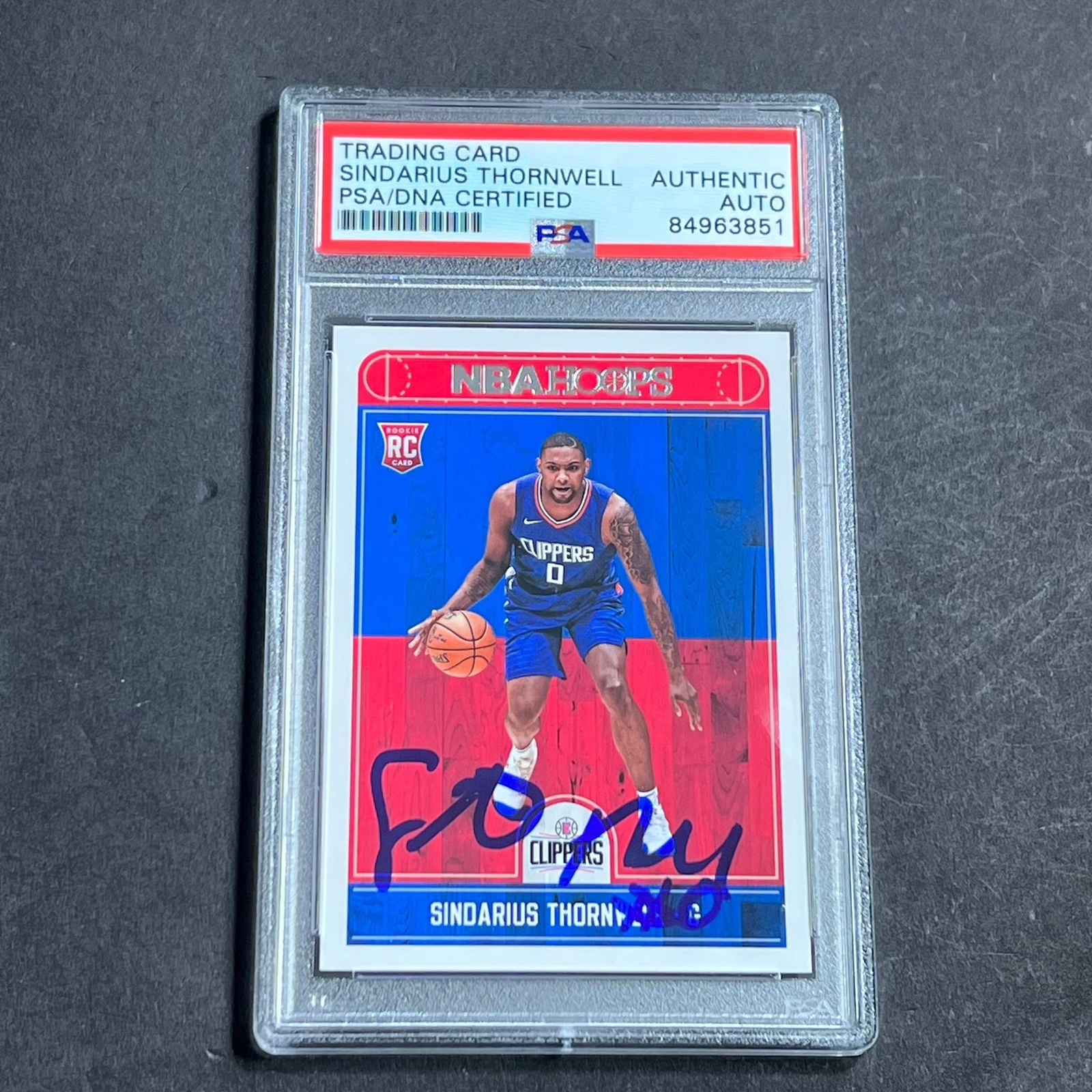 2017-18 NBA Hoops #250 Sindarius Thornwell Signed Card AUTO PSA Slabbed RC Clipp
