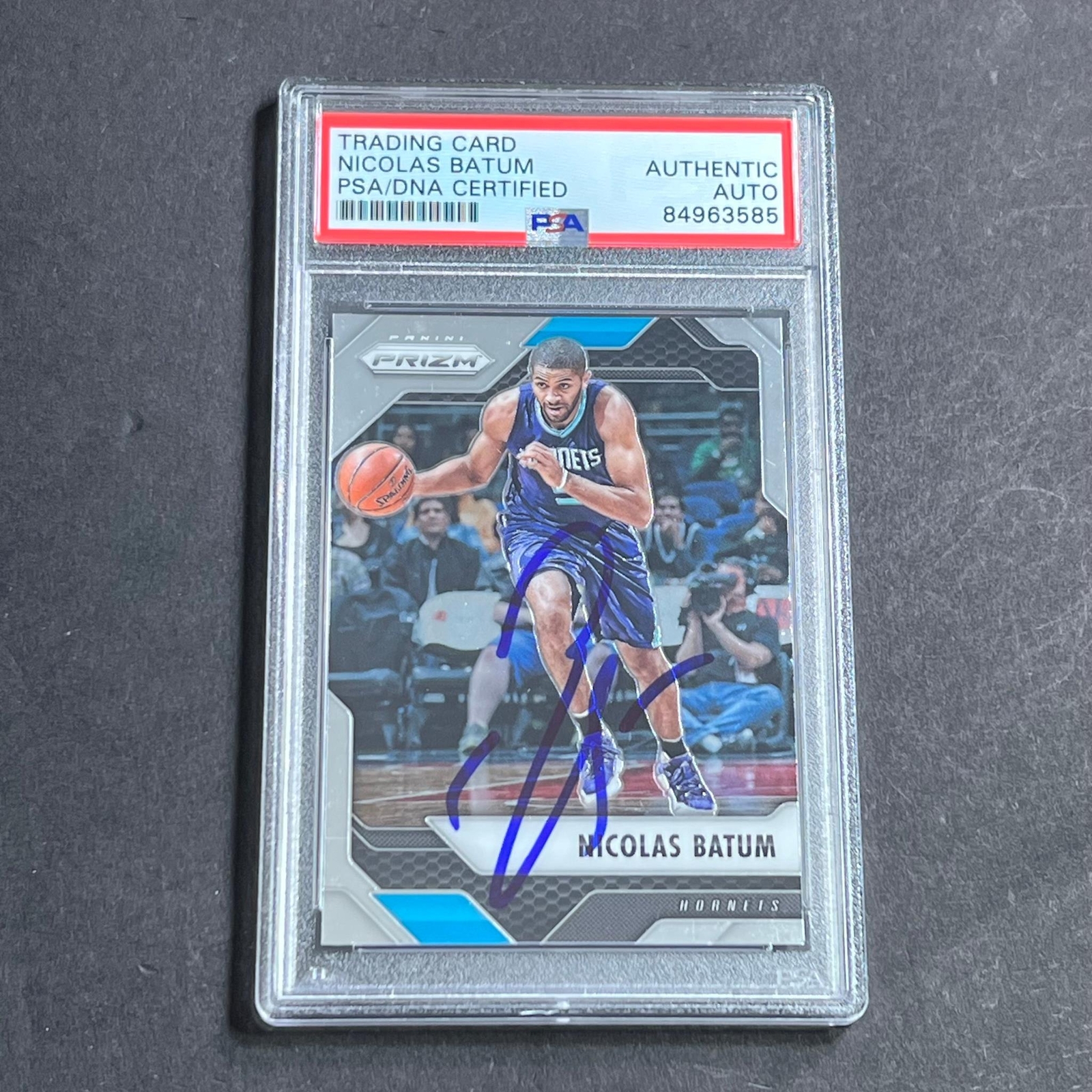 2016-17 Panini Prizm #92 Nicolas Batum Signed Card AUTO PSA Slabbed Hornets
