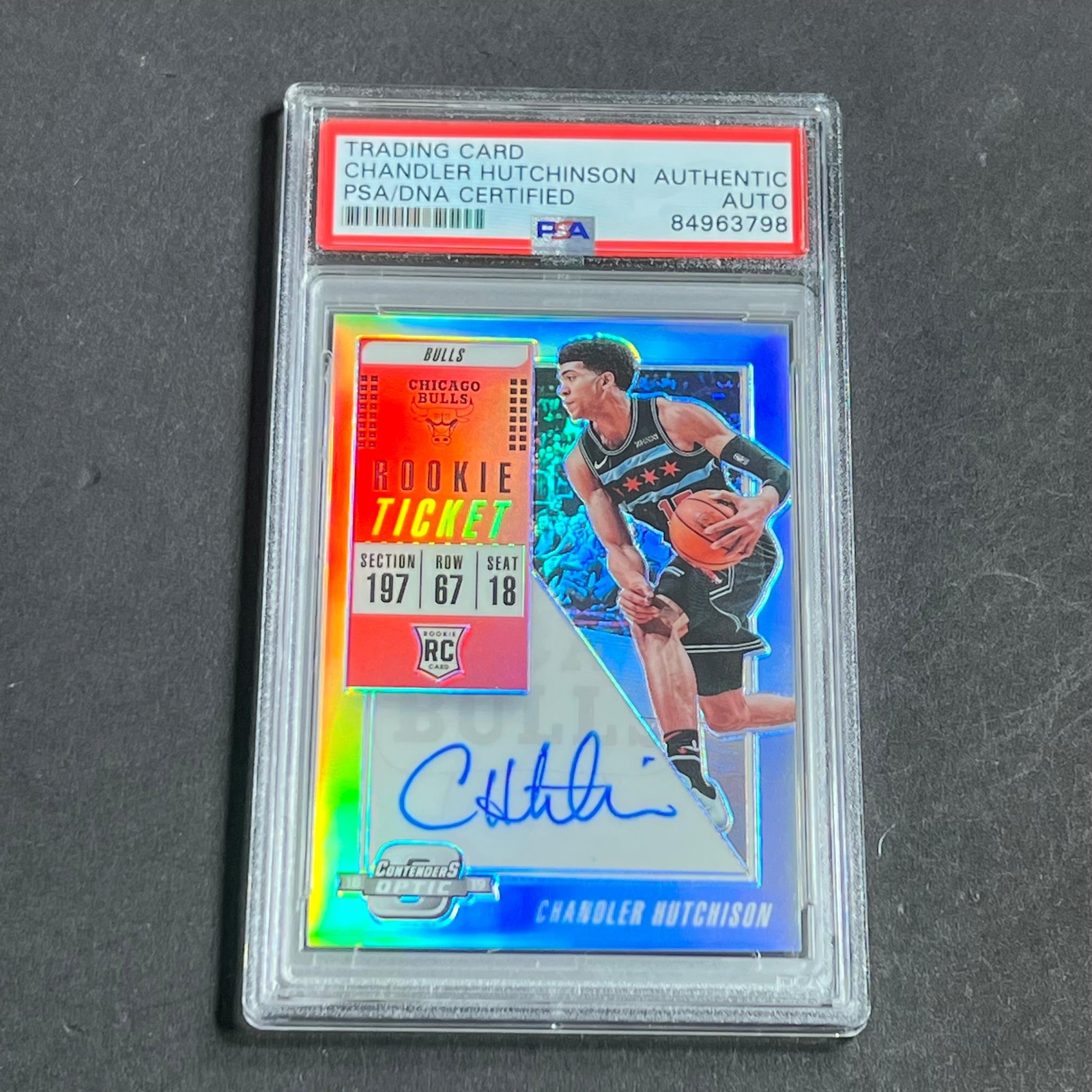 2018-19 Panini Contenders Optic #129 Chandler Hutchison Signed Card AUTO PSA Sla
