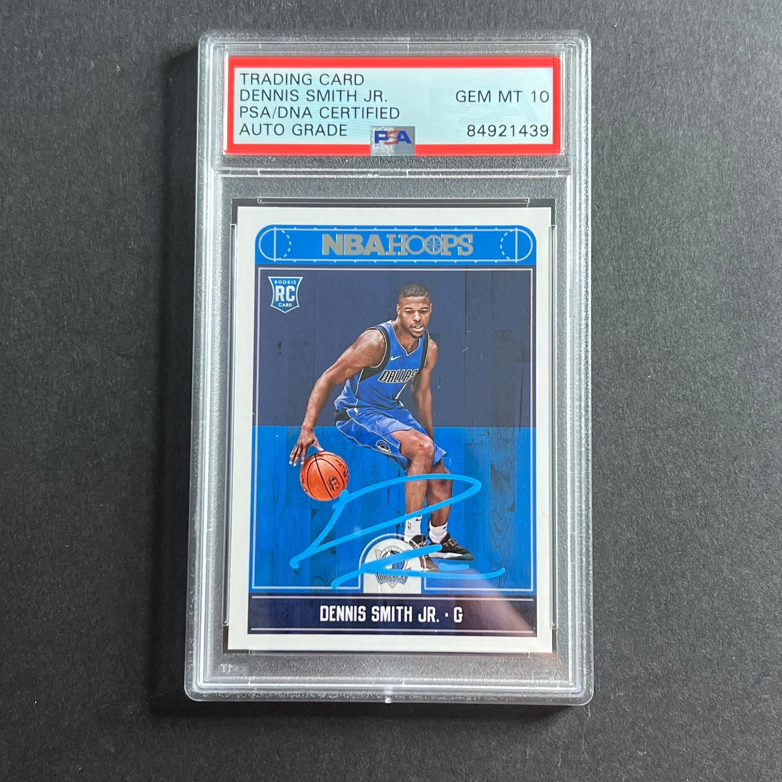 2017-18 Panini NBA Hoops #259 Dennis Smith Jr. Signed Card AUTO 10 PSA Slabbed M
