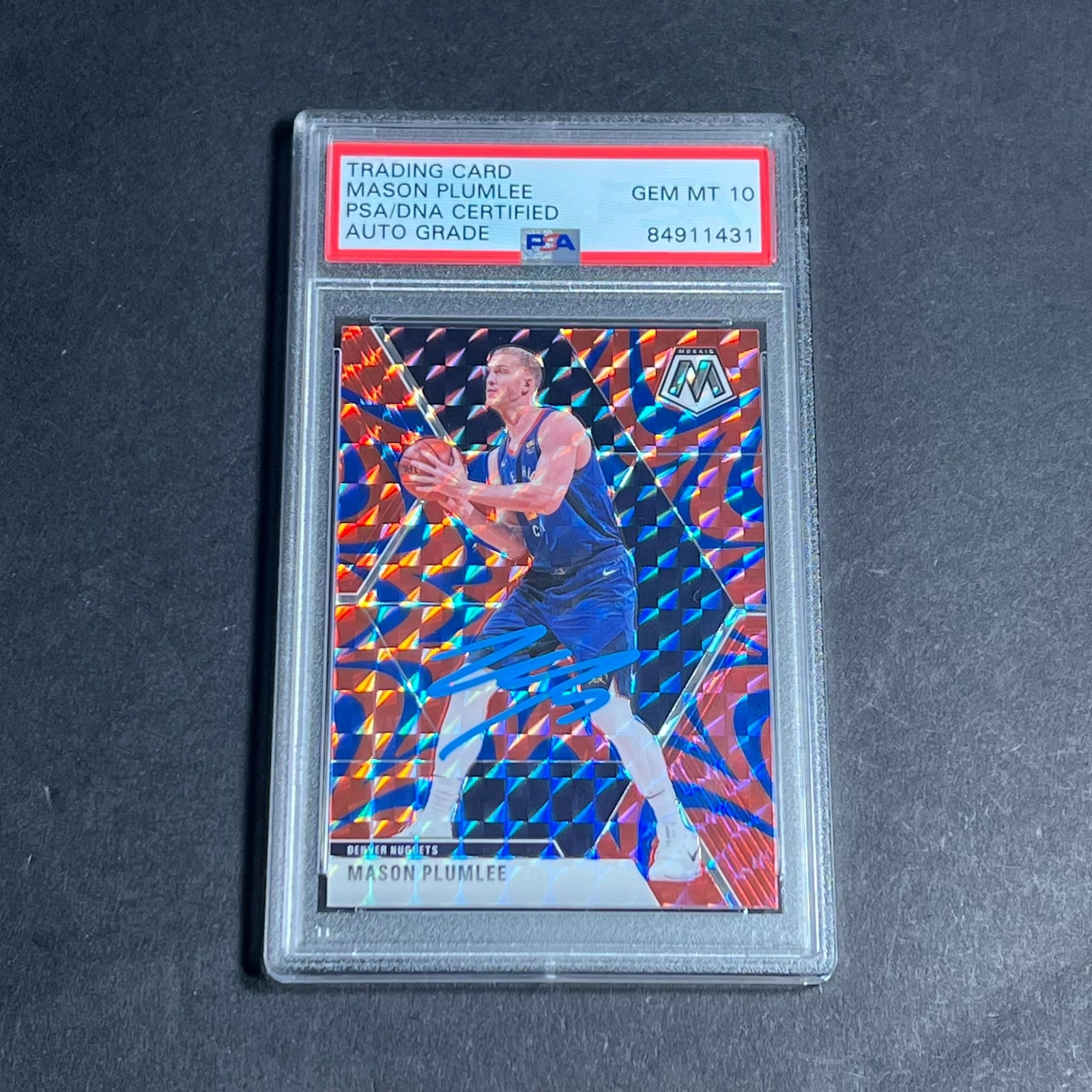 2019-20 Panini Mosaic #3 Mason Plumlee Signed Card AUTO 10 PSA Slabbed Nuggets

