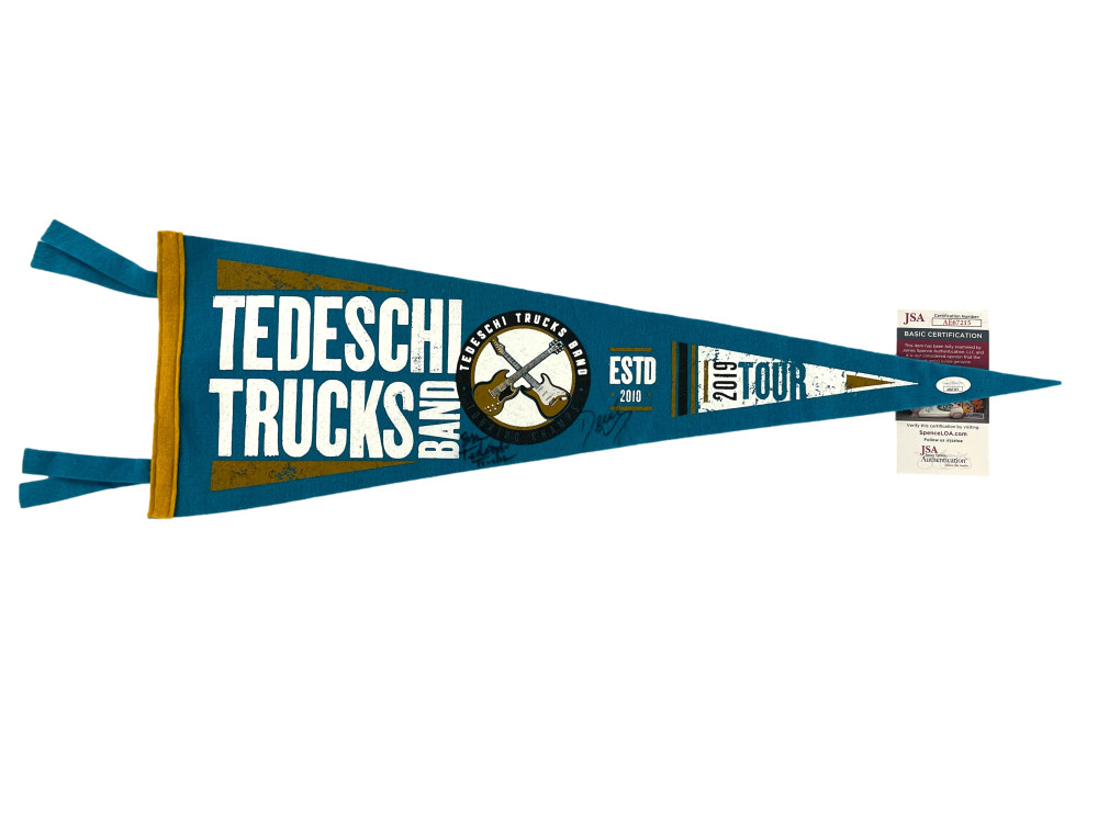 Susan Tedeschi & Derek Trucks Signed Autograph 2019 Tour Pennant w/ JSA COA