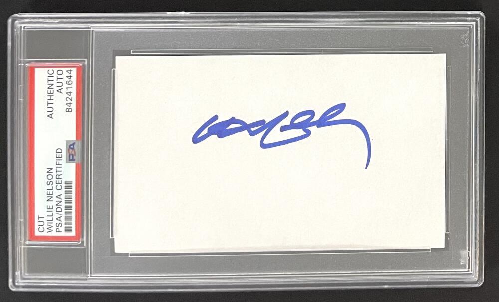 WILLIE NELSON SIGNED AUTOGRAPH 3×5 CARD PSA/DNA SLABBED ENCAPSULATED – COUNTRY COLLECTIBLE MEMORABILIA