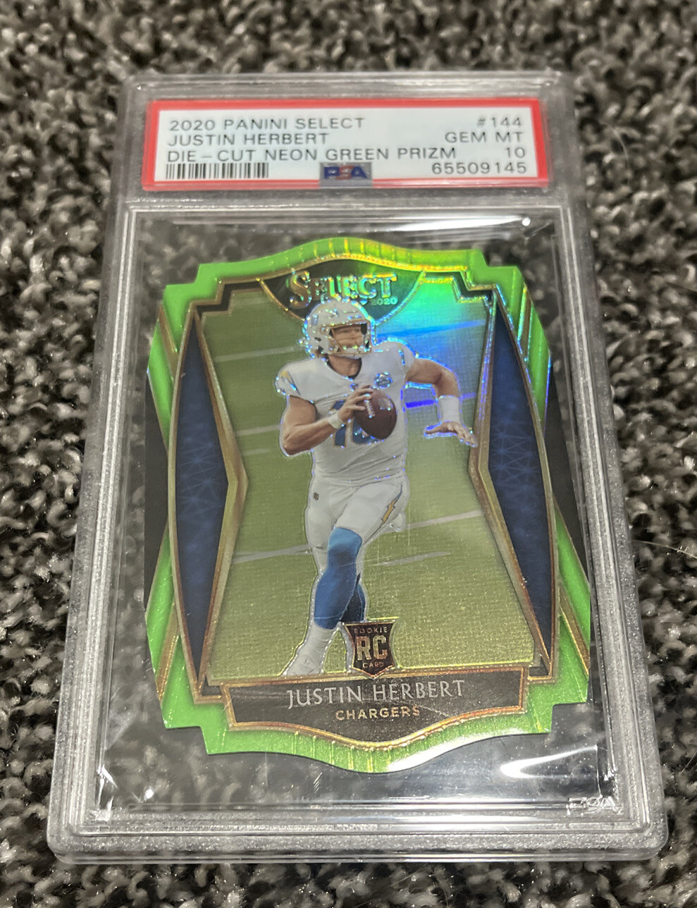 2020 Select Justin Herbert Premier Level Neon Green Die Cut RC #144 PSA 10
