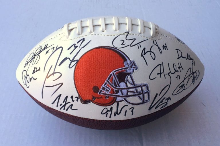 2015 CLEVELAND BROWNS TEAM SIGNED AUTOGRAPHED LOGO FOOTBALL COA! HADEN/SHELTON++
 COLLECTIBLE MEMORABILIA