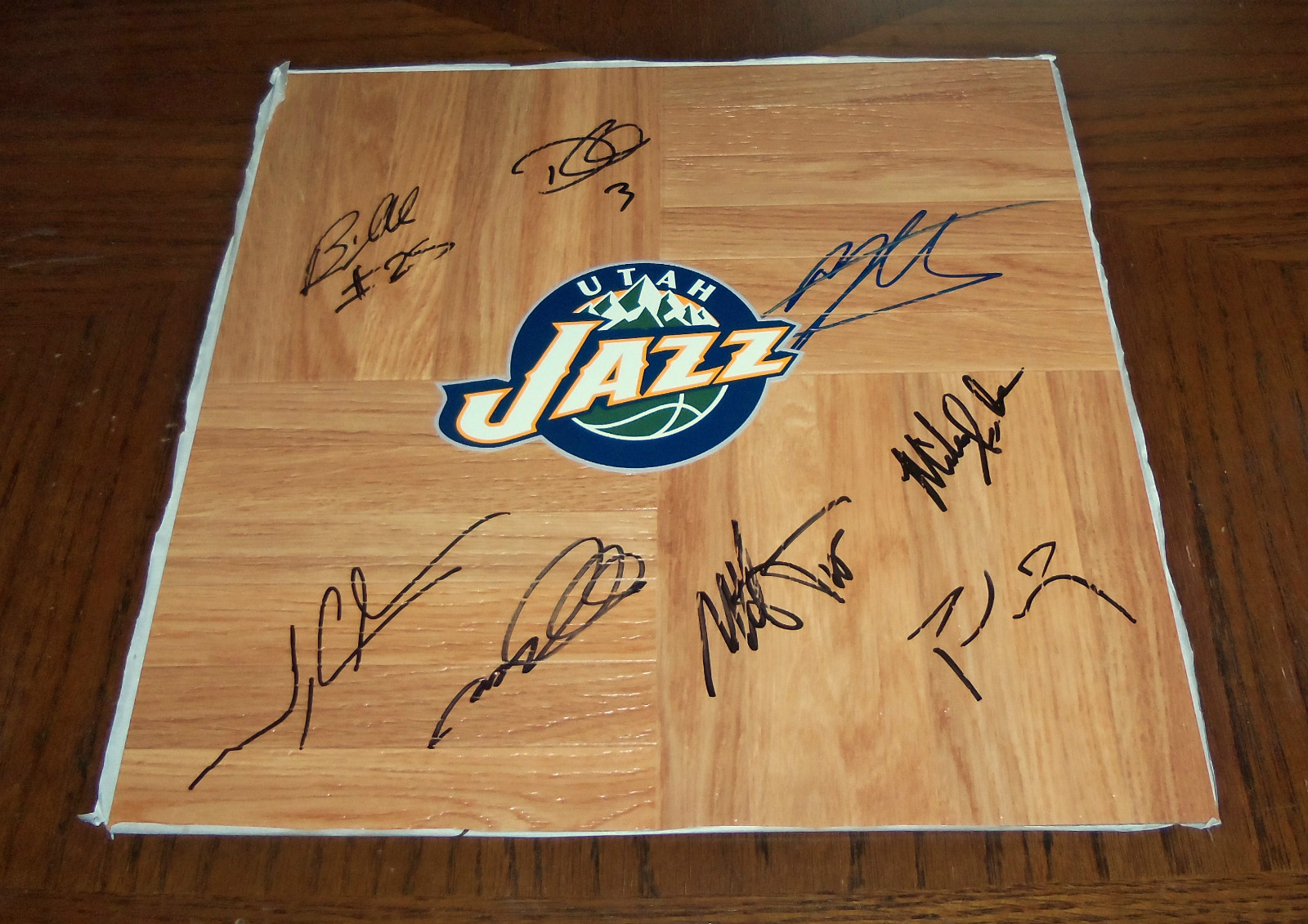 2013 UTAH JAZZ TEAM Signed Autographed Basketball Floor COA!! PROOF!!
