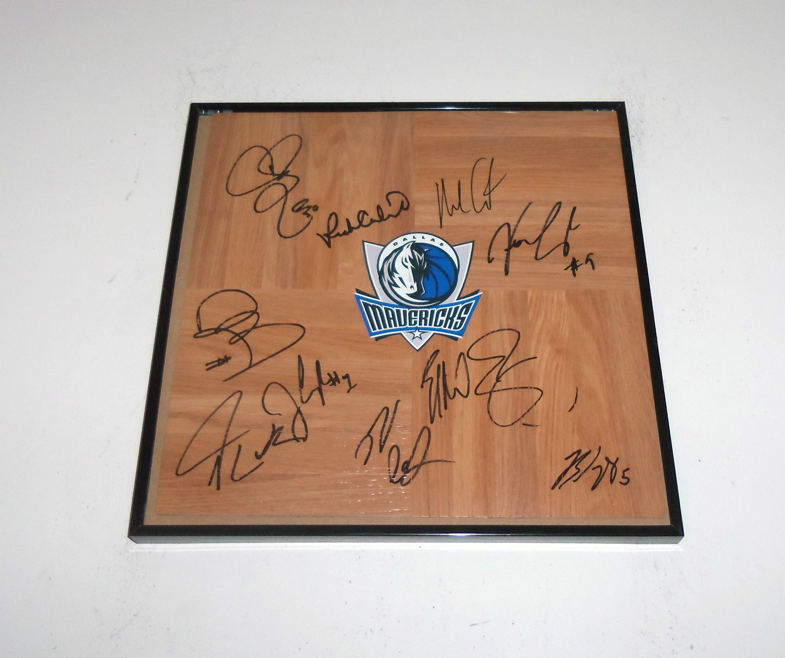 DALLAS MAVERICKS Team Signed Autographed Basketball COA! PROOF! CUBAN+
