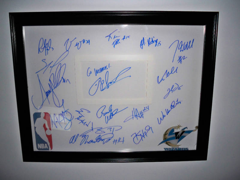 WASHINGTON WIZARDS TEAM SIGNED BASKETBALL BOARD COA! JOHN WALL/FLIP SAUNDERS+++ COLLECTIBLE MEMORABILIA