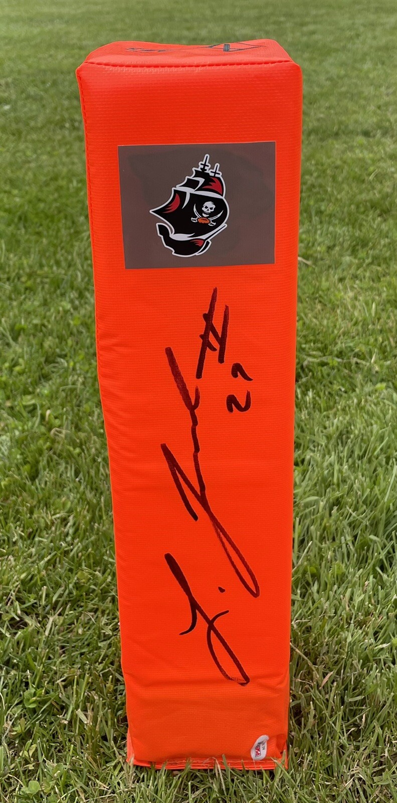 PSADNA Tampa Bay Buccaneers LEONARD FOURNETTE Signed Football Pylon SUPER BOWL
