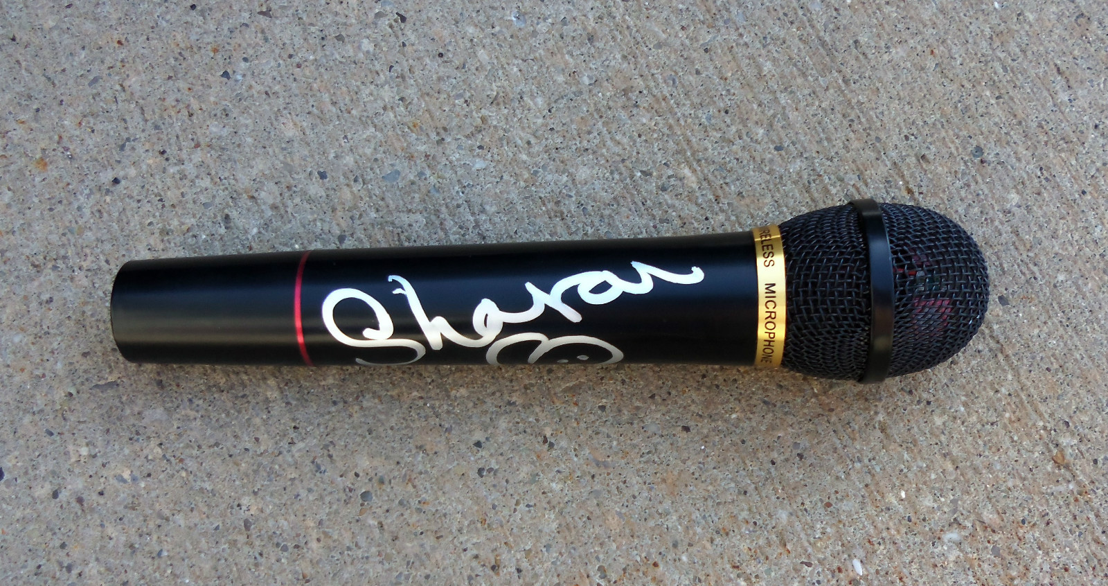 The Talk SHARON OSBOURNE Signed Autographed Microphone COA! PROOF! Mic! OZZY
