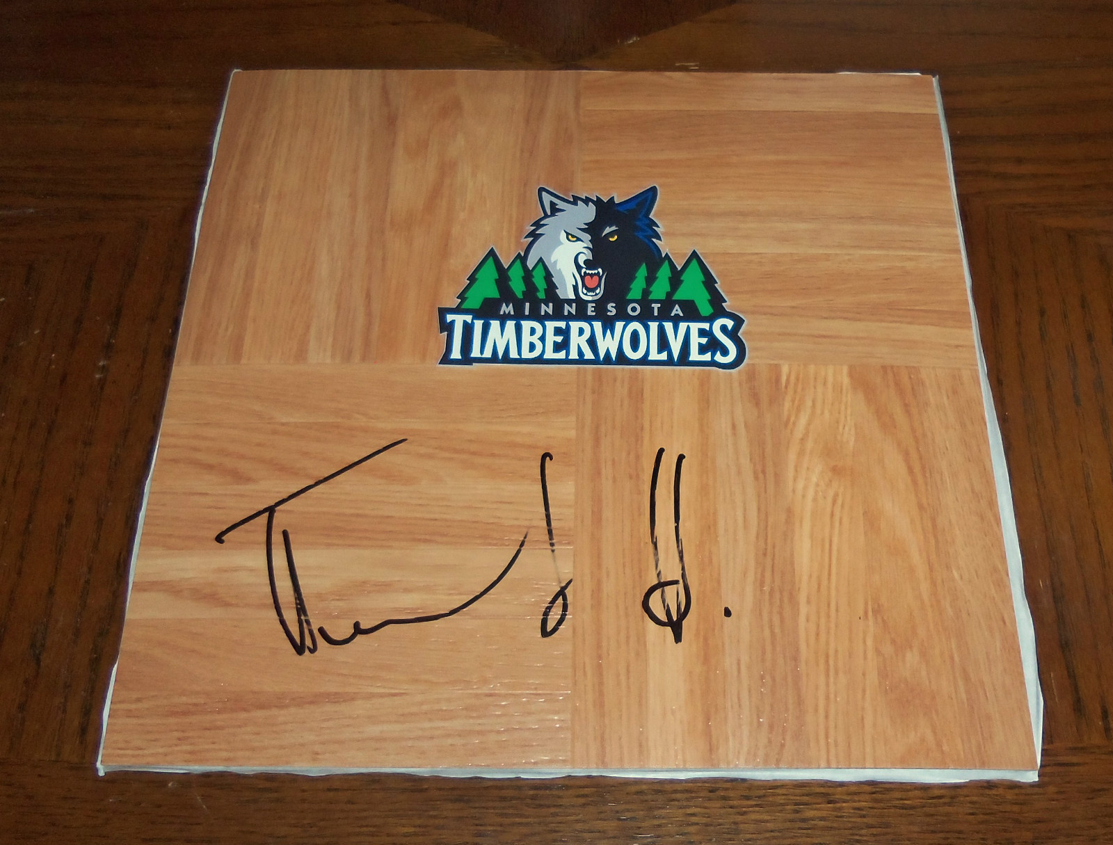 Minnesota Timberwolves NIKOLA PEOKVIC Signed Autographed Basketball Floor PROOF
