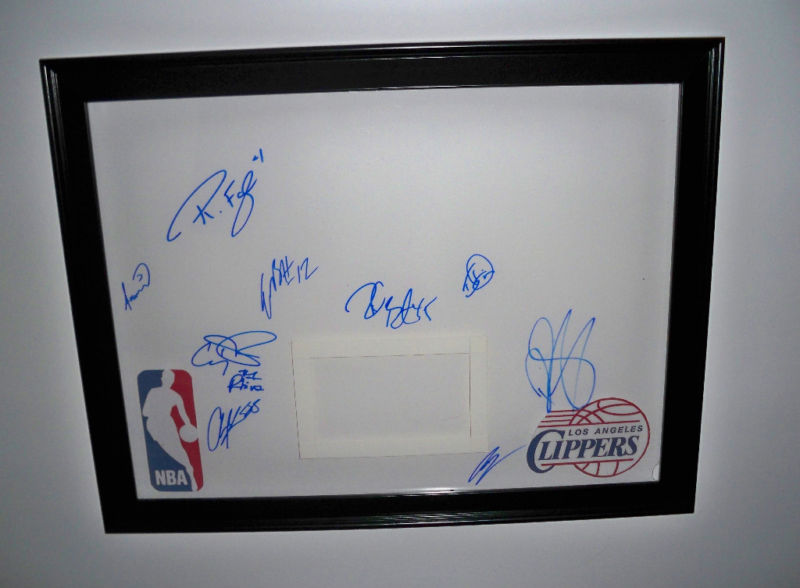 LOS ANGELES CLIPPERS Team Signed Autographed Basketball COA!
