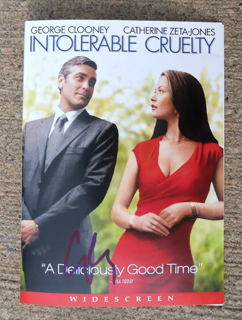 Intolerable Cruelty GEORGE CLOONEY Signed Autographed DVD Video Movie Cover COA!
