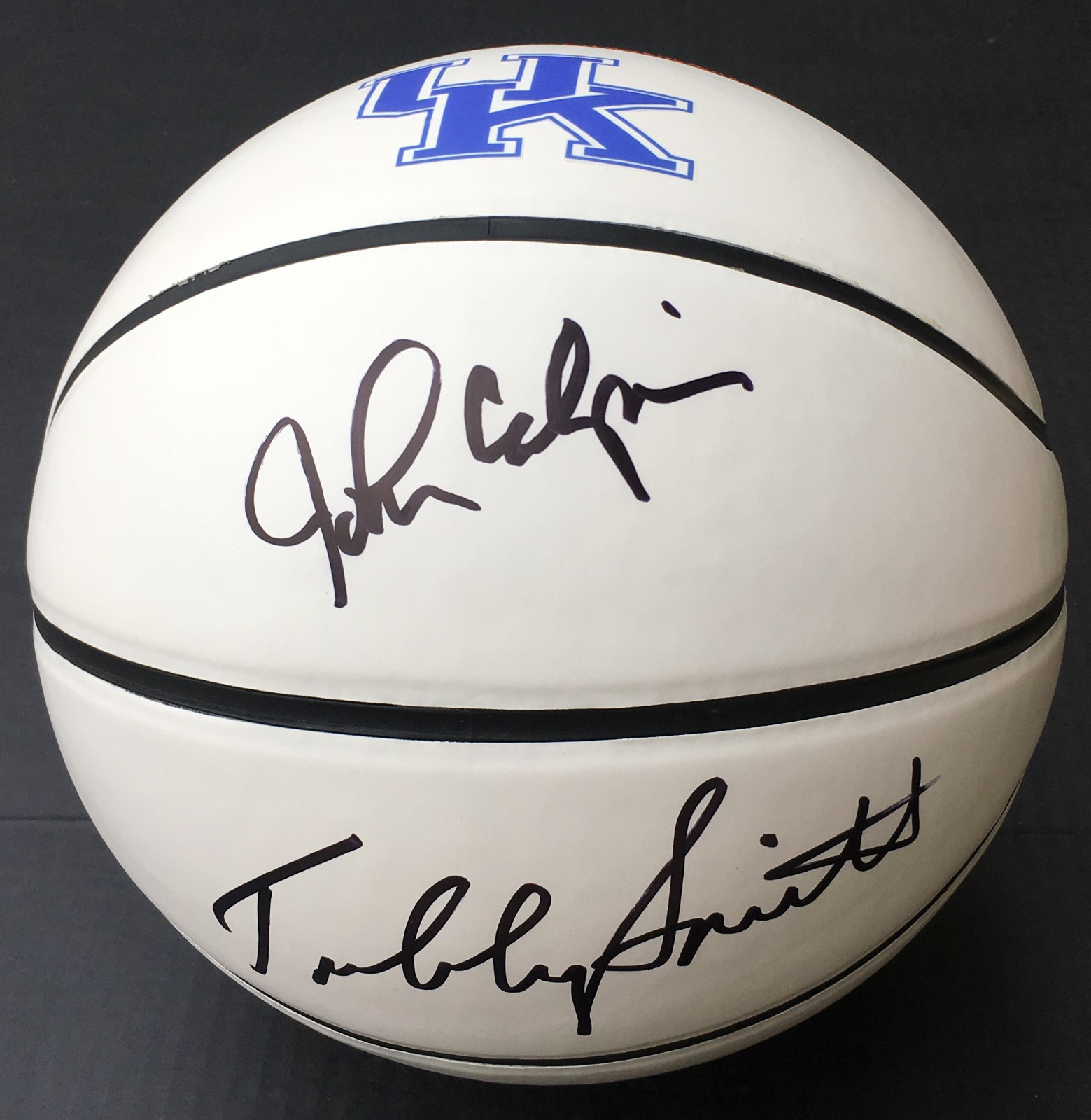 Kentucky JOHN CALIPARI & TUBBY SMITH Signed Autographed Logo Basketball COA!!
