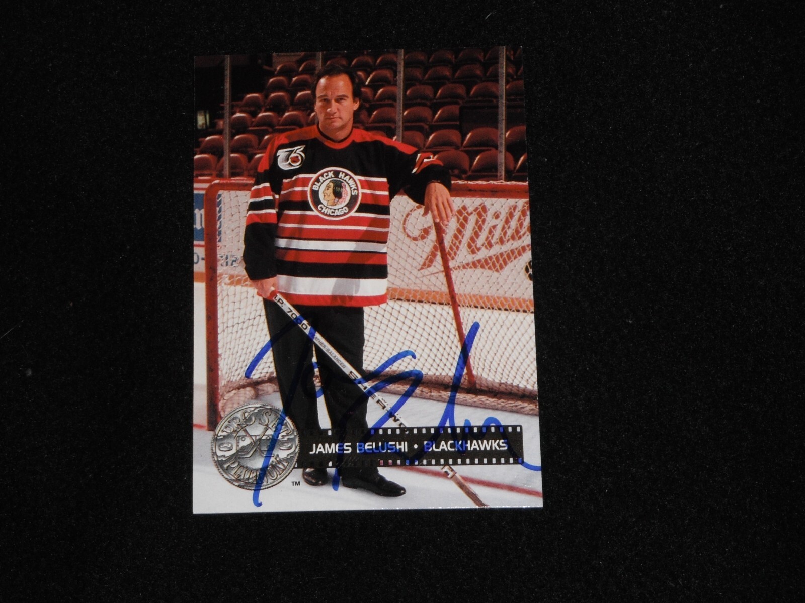 JIM BELUSHI SIGNED CHICAGO BLACKHAWKS CARD
