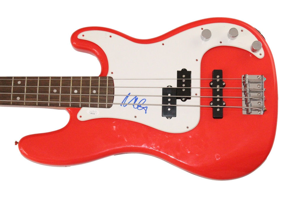 Nate Mendel Foo Fighters Signed Autograph Fender Electric Bass Guitar JSA COA