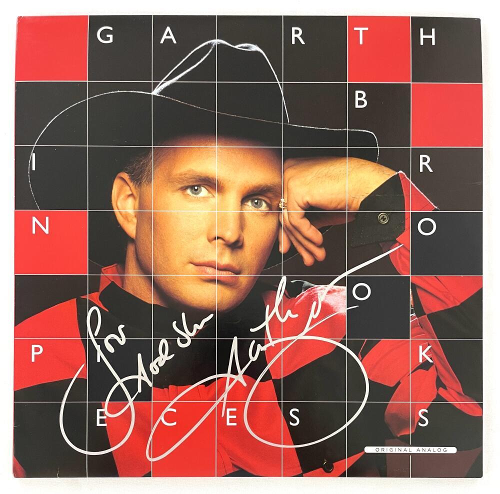 Garth Brooks Signed Autograph Album Record LP - In Pieces Country Music Beckett