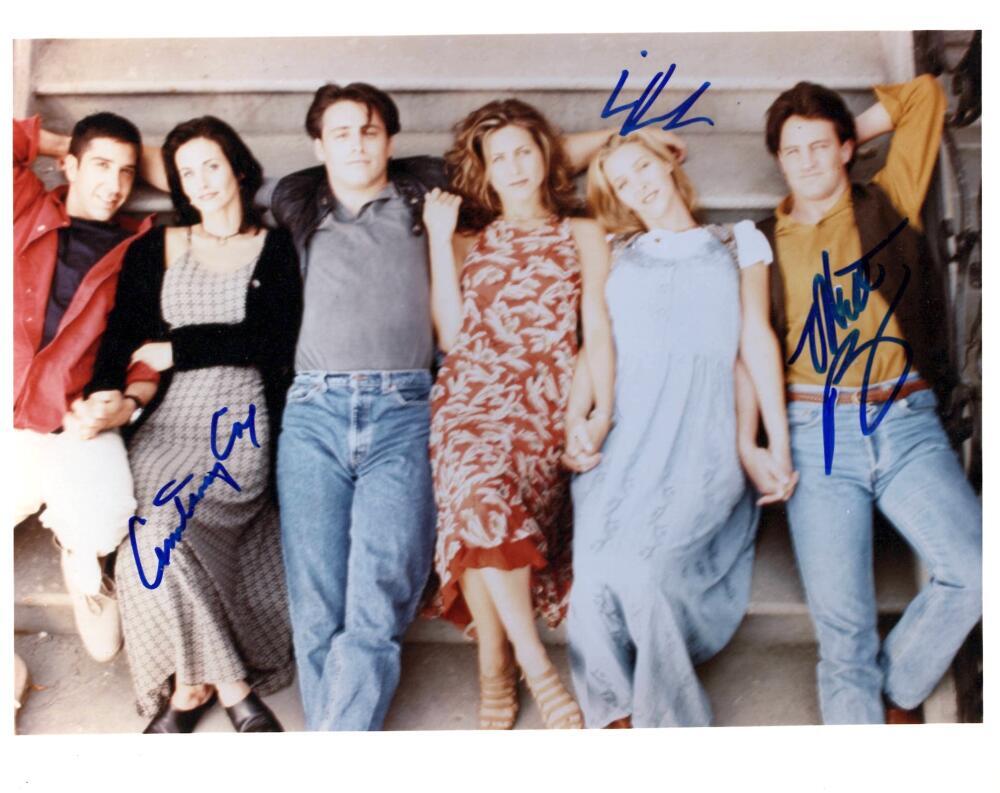Matthew Perry Courteney Cox & Lisa Kudrow Signed Autograph Friends 8x10 Photo