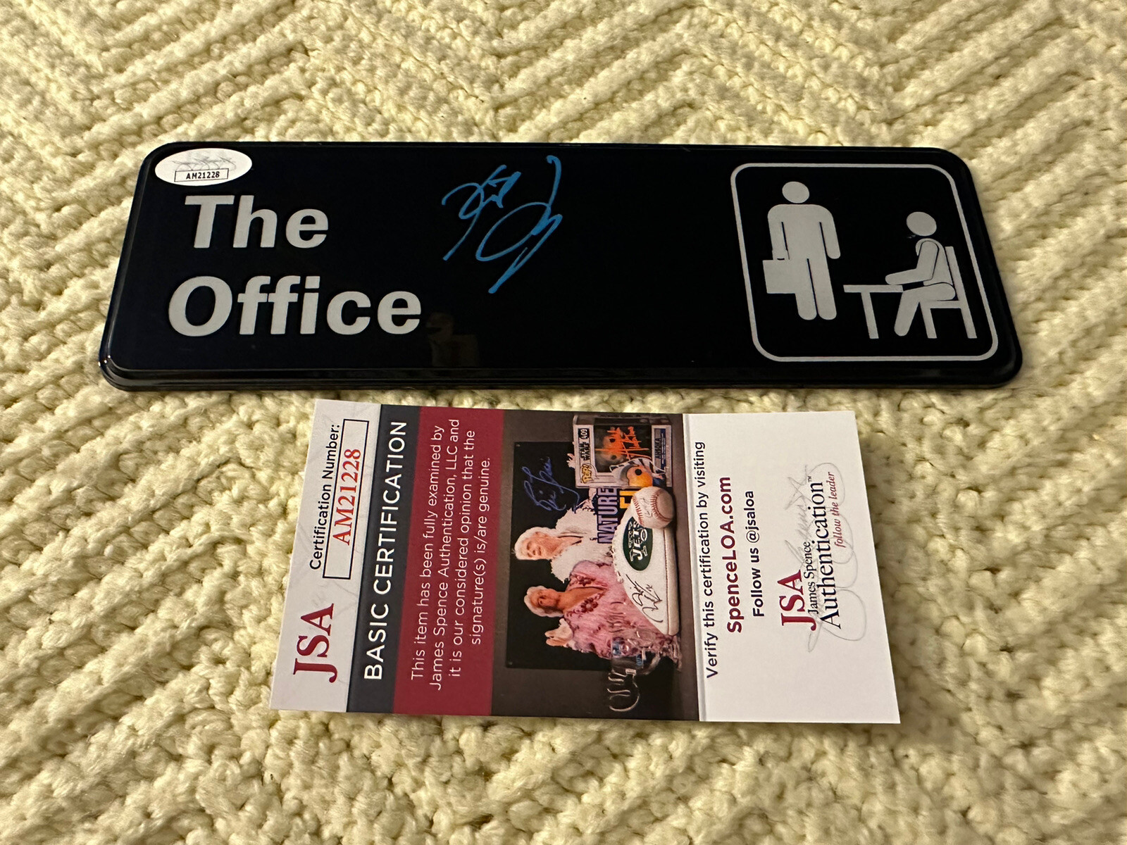 Kate Flannery Signed The Office Sign JSA Authentication COA 7” X 3” Meredith
