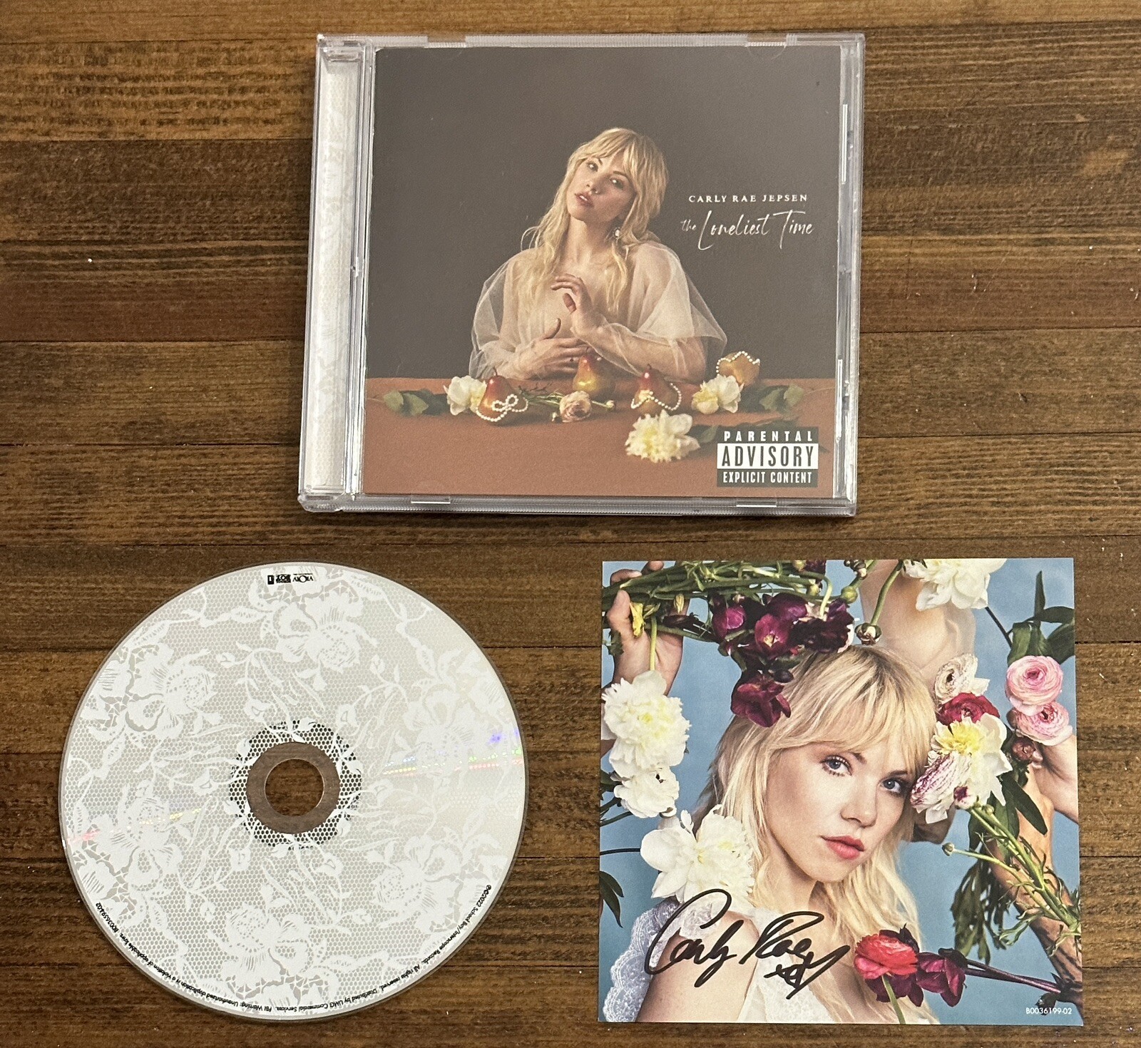 Carly Rae Jepsen Loneliest Time CD & Signed Picture Autograph BAS Beckett COA