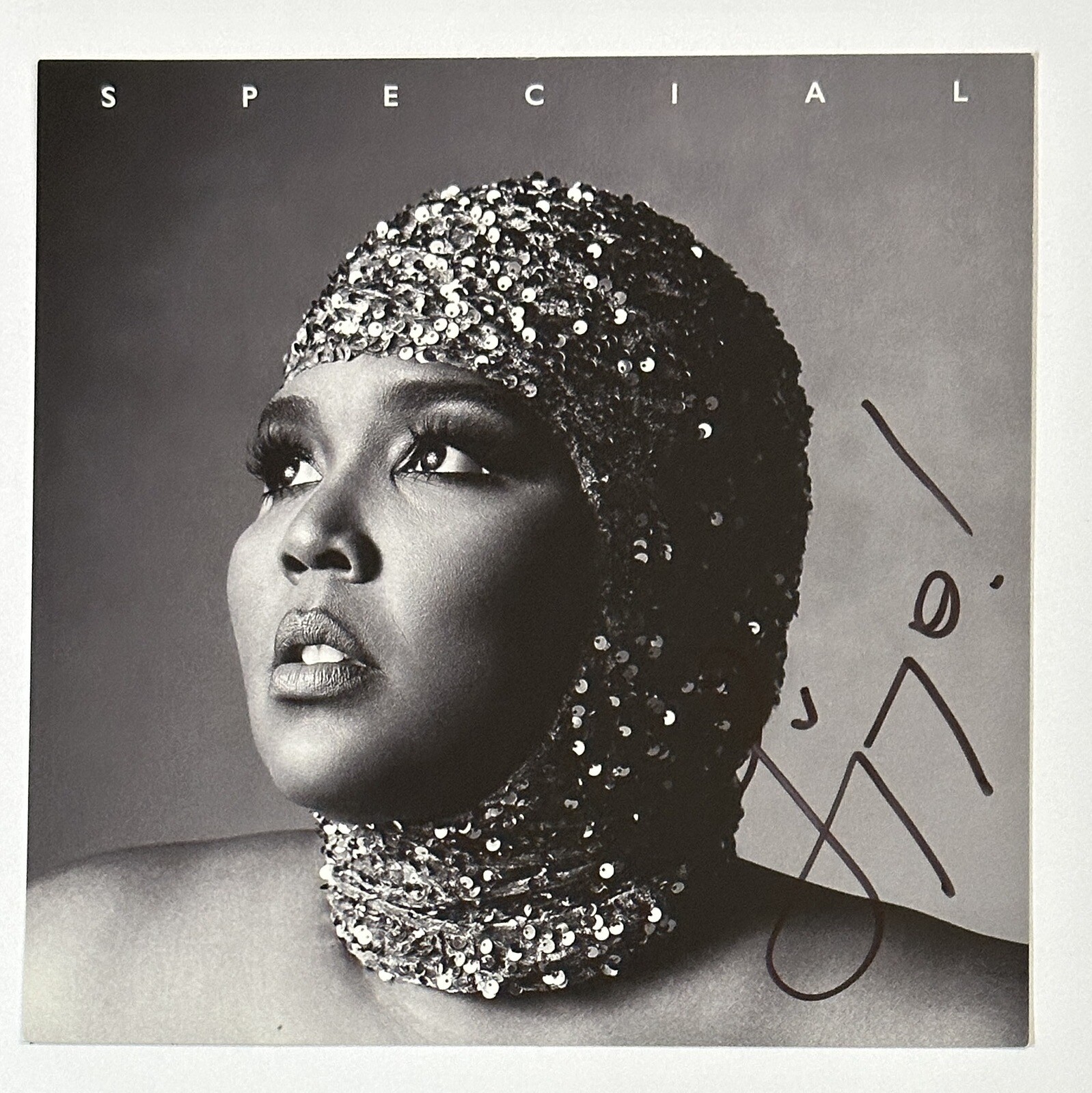 Lizzo SIGNED AUTOGRAPHED Special CD Cover Art Card Purchased From Official UK #2