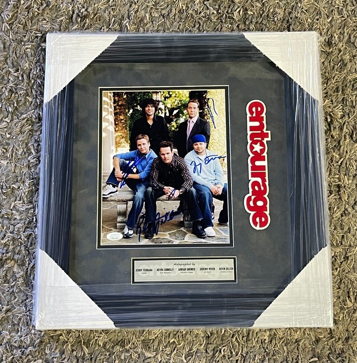 Entourage Cast Framed 8x10 Photo Signed By 5 JSA COA HBO Piven Connolly Dillon