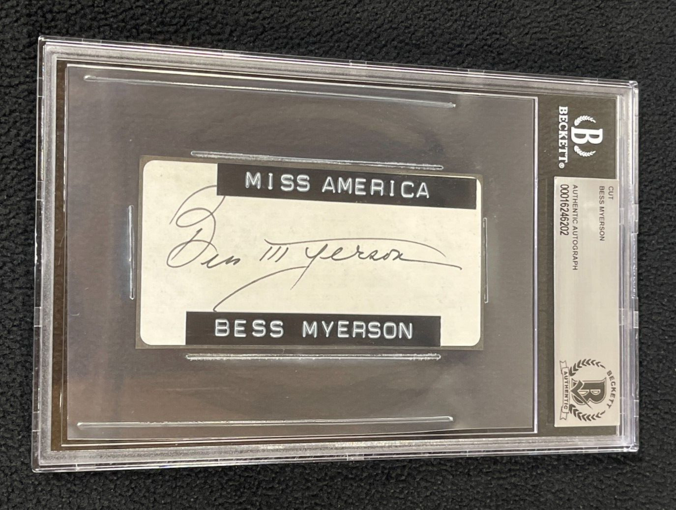 Bess Myerson Signed Cut Autograph Beckett Certified 1945 Miss America