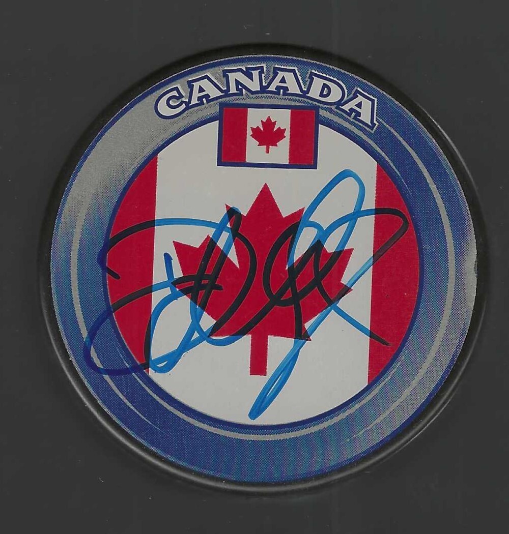 Devan Dubnyk Signed Team Canada Souvenir Puck Minnesota Wild