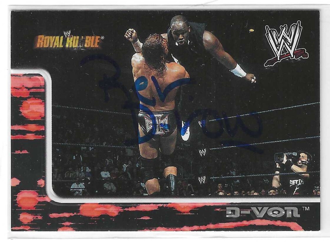 D-Von Dudley Signed 2002 Fleer WWE Royal Rumble Card #37