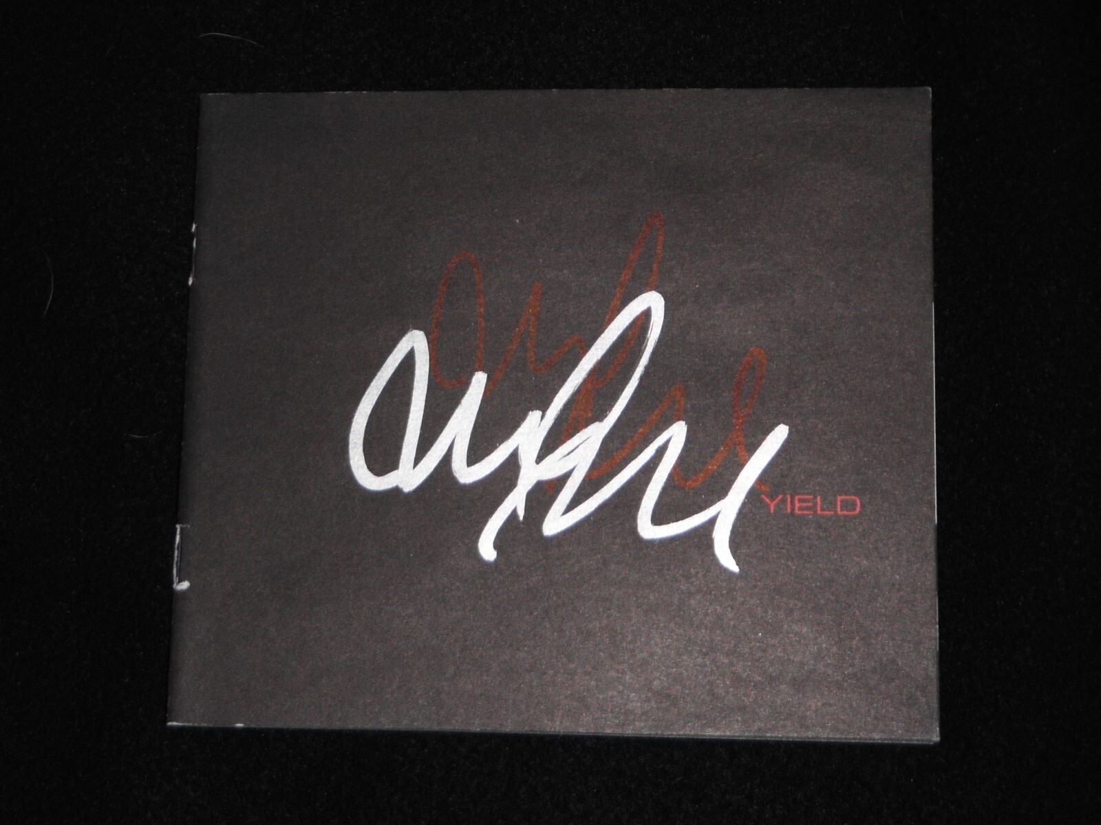 PEARL JAM YIELD CD COVER SIGNED BY MIKE MCCREADY
