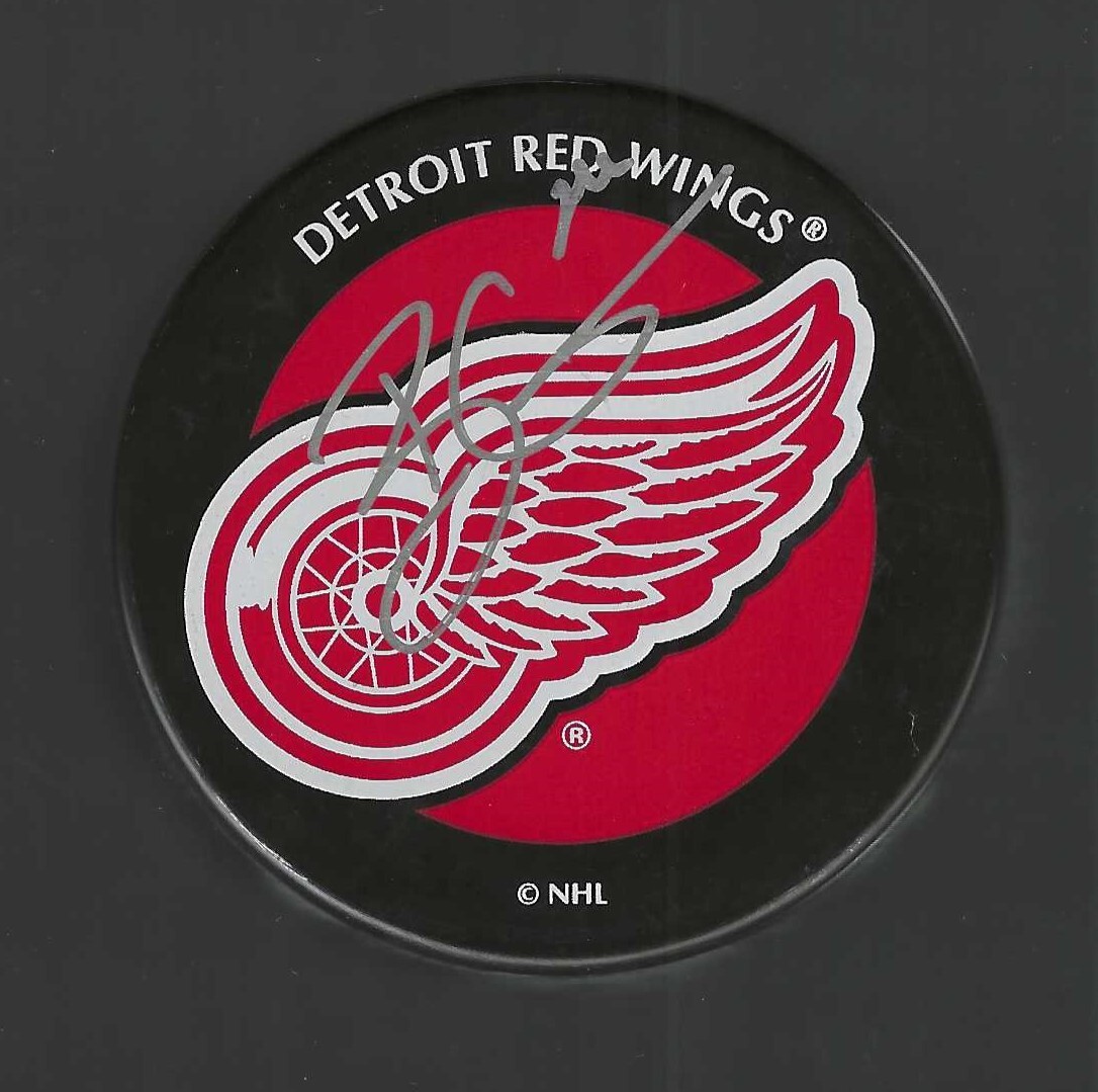 Brent Gilchrist Signed Detroit Red Wings Puck World Puck