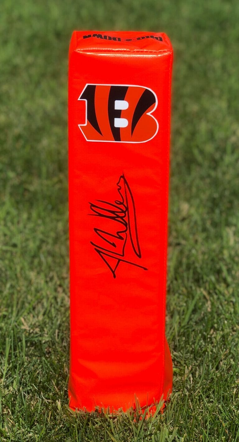 CINCINNATI BENGALS #73 JONAH WILLIAMS SIGNED AUTOGRAPHED FOOTBALL PYLON COA!
 COLLECTIBLE MEMORABILIA