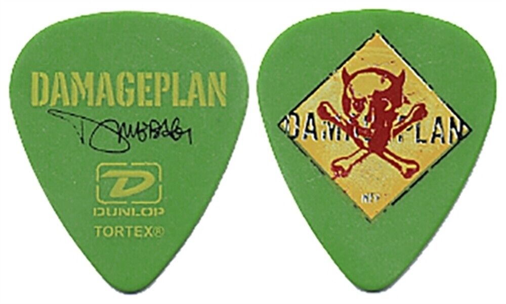 Damageplan 2004 New Found Power tour Dimebag Darrell signature stage