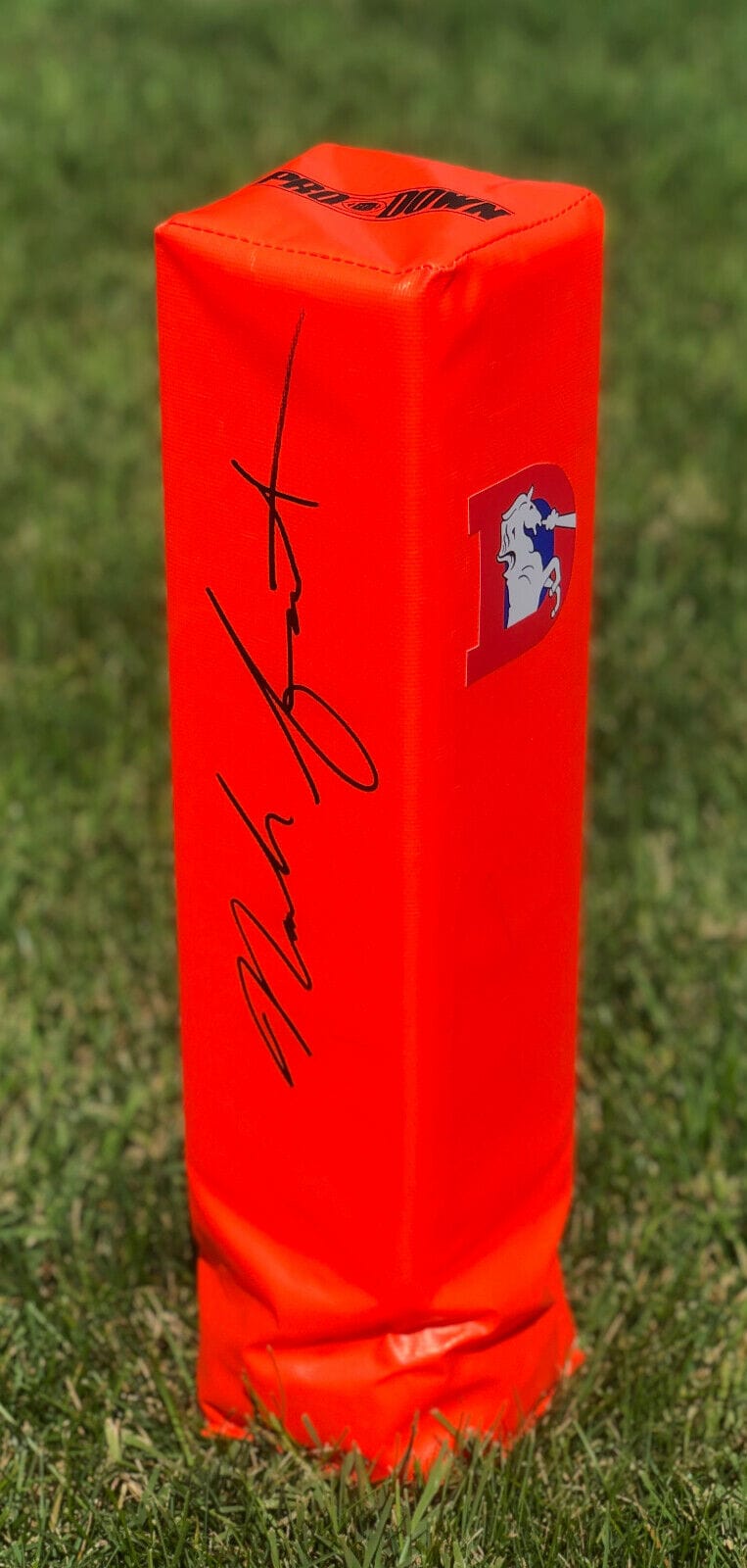 DENVER BRONCOS #87 NOAH FANT SIGNED AUTOGRAPHED FOOTBALL PYLON COA! MILE HIGH
 COLLECTIBLE MEMORABILIA