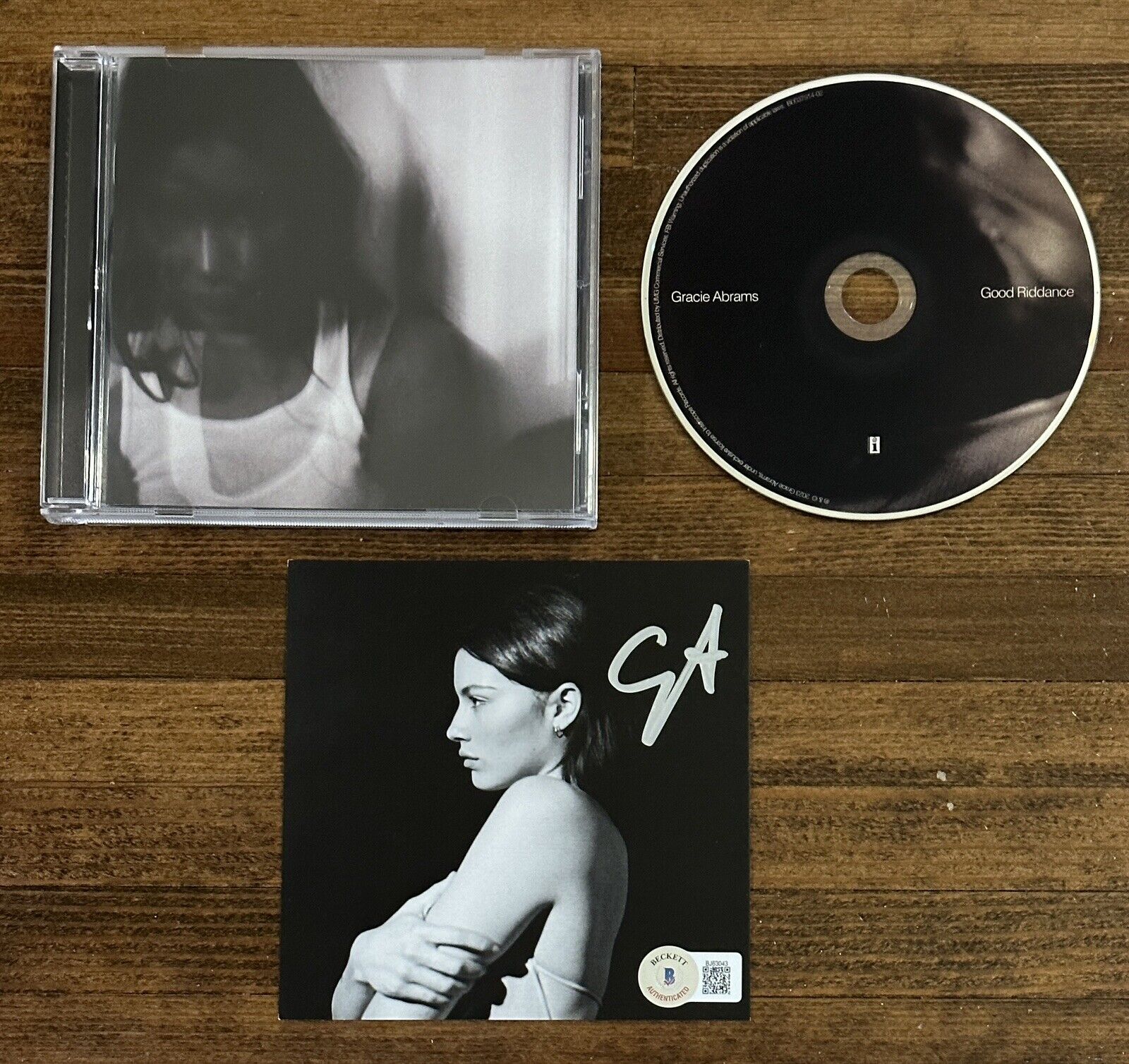 Gracie Abrams Good Riddance CD & Hand Signed Picture Autographed BAS  Beckett COA | Autographia