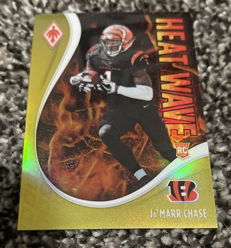 JAMARR CHASE RC 2021 PANINI PHOENIX GOLD HEAT WAVE /75 #18 CINCINNATI BENGALS RC
 COLLECTIBLE MEMORABILIA
