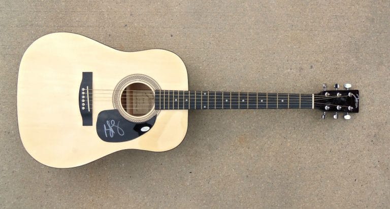 JSA WHISKEY LULLABY BRAD PAISLEY SIGNED AUTOGRAPHED BRAND NEW ACOUSTIC GUITAR
 COLLECTIBLE MEMORABILIA