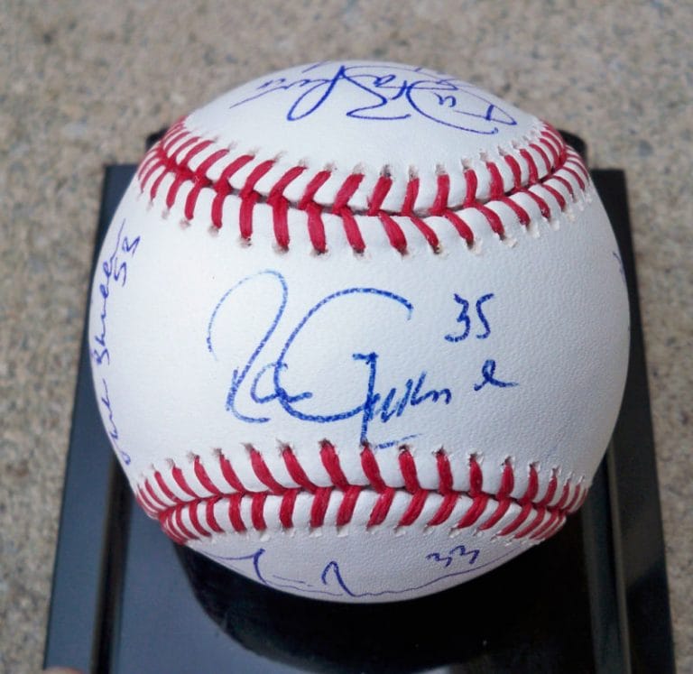 JUSTIN MORNEAU MINNESOTA TWINS TEAM SIGNED BASEBALL COA
 COLLECTIBLE MEMORABILIA