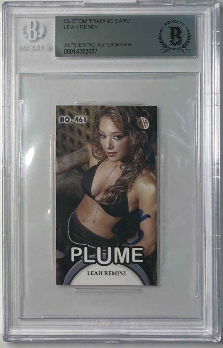 LEAH REMINI SIGNED BIKINI MINI TRADING CARD BAS BGS AUTOGRAPH THE KING OF QUEENS