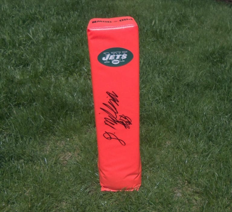 NEW YORK JETS DEE MILLINER SIGNED AUTOGRAPHED FOOTBALL PYLON COA! PROOF!
 COLLECTIBLE MEMORABILIA