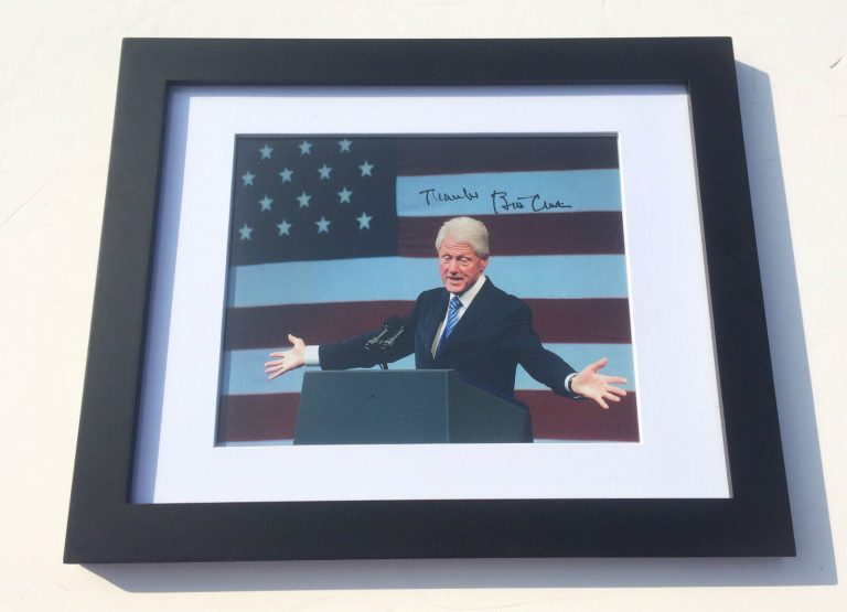 PSA/DNA 42ND PRESIDENT BILL CLINTON SIGNED AUTOGRAPHED FRAMED & MATTED PHOTO!!! COLLECTIBLE MEMORABILIA
