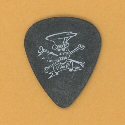 Slash authentic concert 2010 tour band issued signature Guitar Pick ...