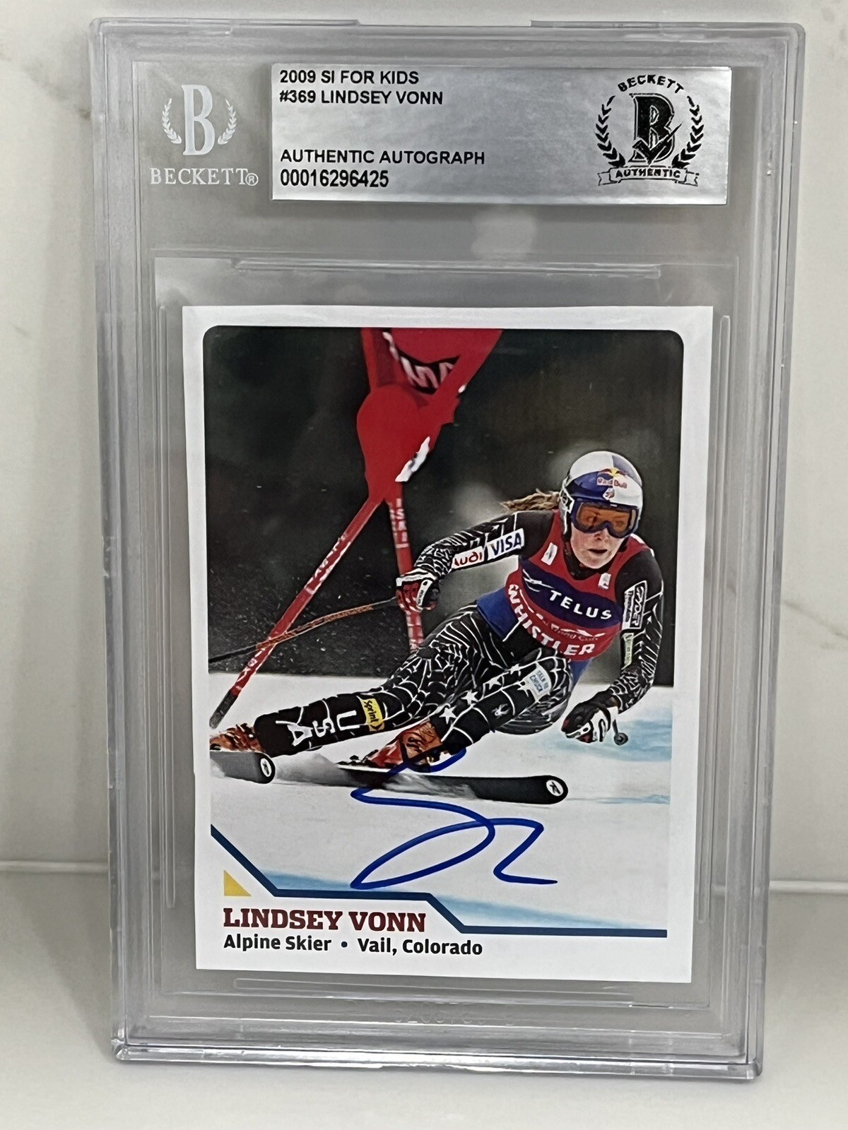 Lindsey Vonn Hand Signed Rookie Sports Illustrated SI For Kids Card SKI Beckett