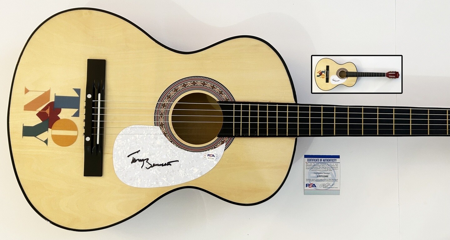 Tony Bennett Signed Guitar PSA/DNA COA