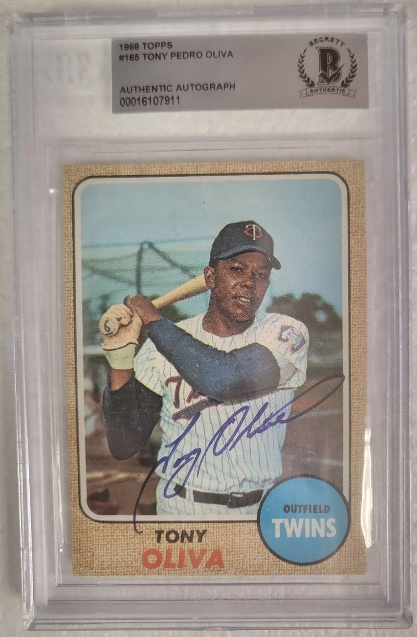 1968 TOPPS TONY OLIVA MINNESOTA TWINS AUTOGRAPHED SIGNED #165 CARD BECKETT
