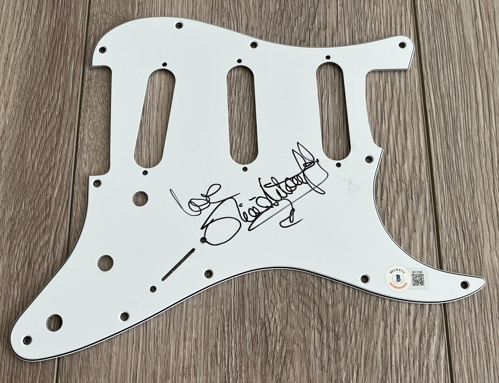 OLIVIA NEWTON JOHN PHYSICAL SIGNED GUITAR PICKGUARD w/PROOF & BECKETT BAS COA