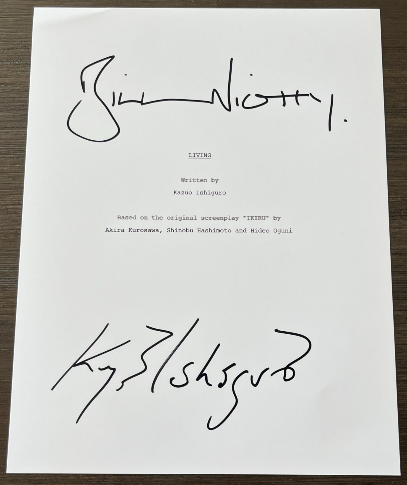 BILL NIGHY & KAZUO ISHIGURO SIGNED LIVING 109 PAGE FULL SCRIPT & BECKETT COA