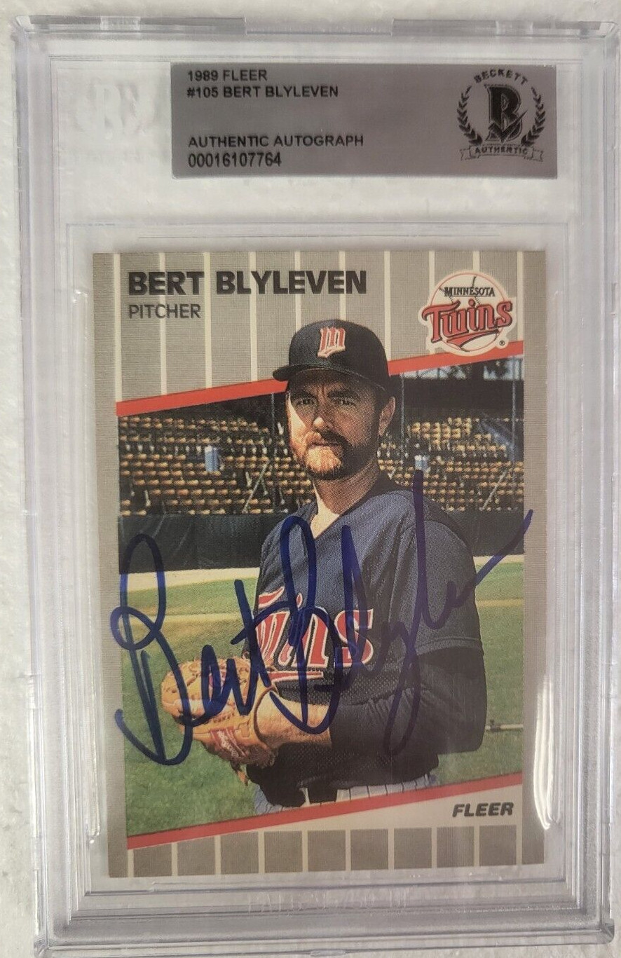 1989 FLEER BERT BLYLEVEN MINNESOTA TWINS SIGNED AUTOGRAPHED #105 CARD BECKETT